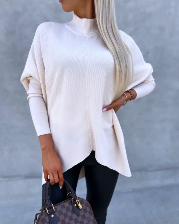 Light Beige Soft Sweater With Longer Backside